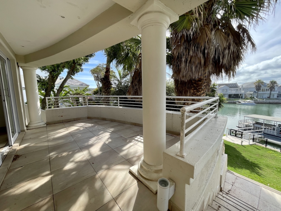 5 Bedroom Property for Sale in Royal Alfred Marina Eastern Cape